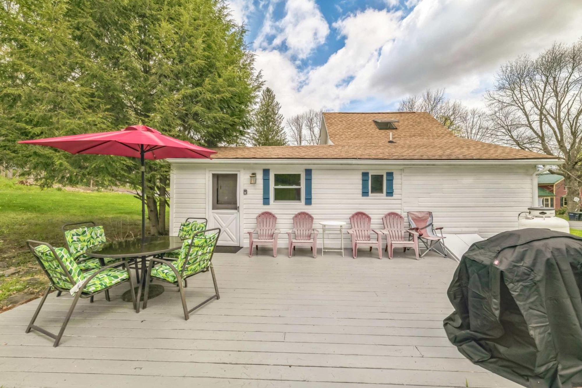 Cozy Milford Cottage On Half Acre W Deck & Grill Eksteriør billede